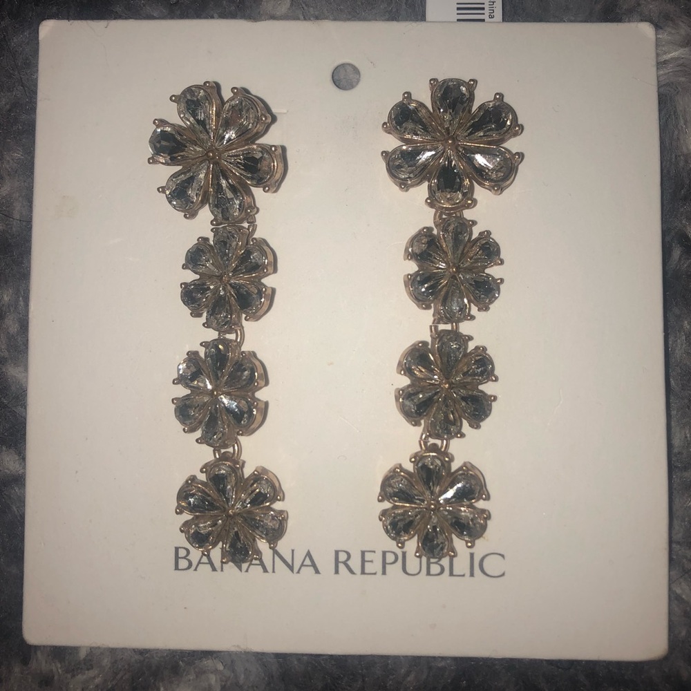 Banana Republic Crystal Floral Earring